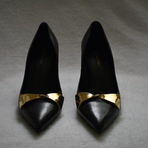 Stuart Weitzman Shoe